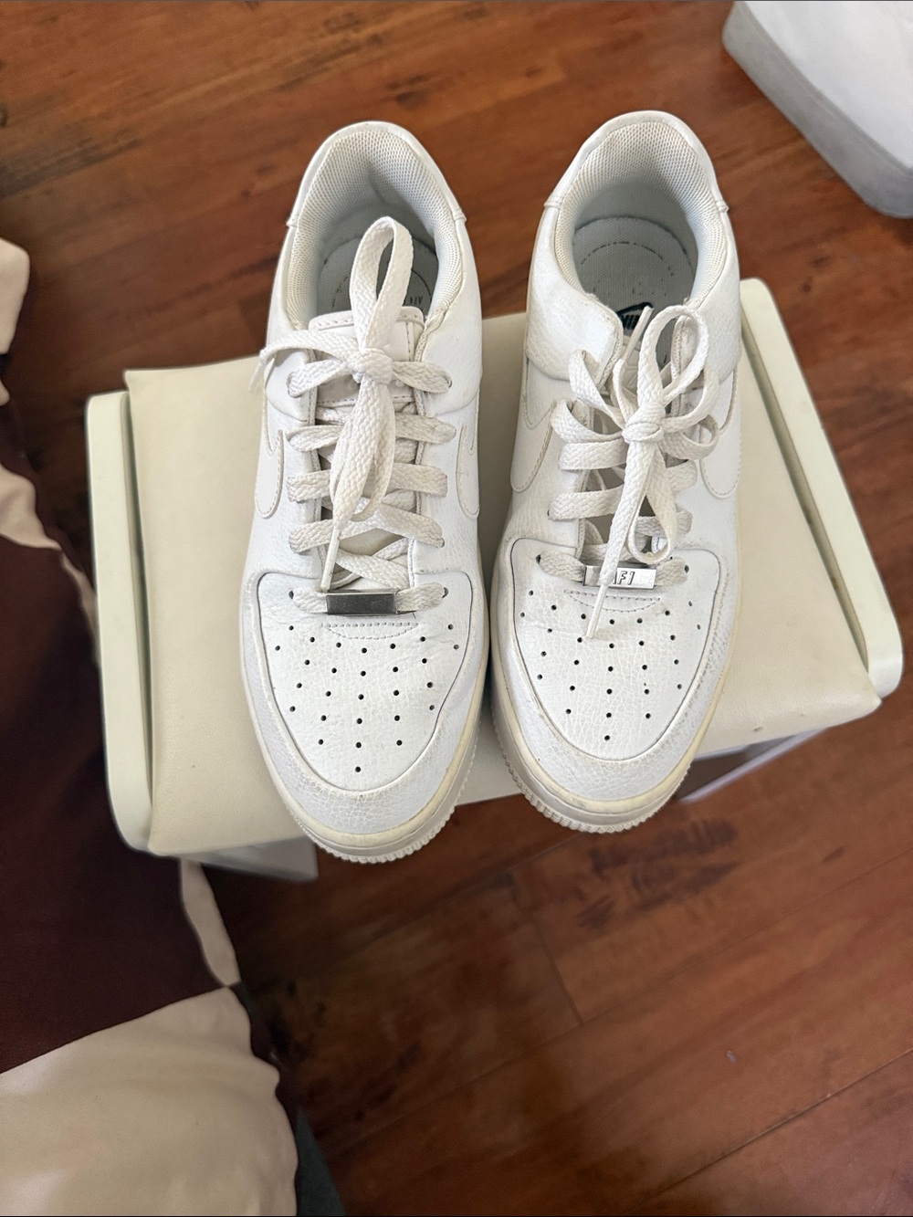 Classic White Leather Women's Sneakers - Clean Lace-Up Casual